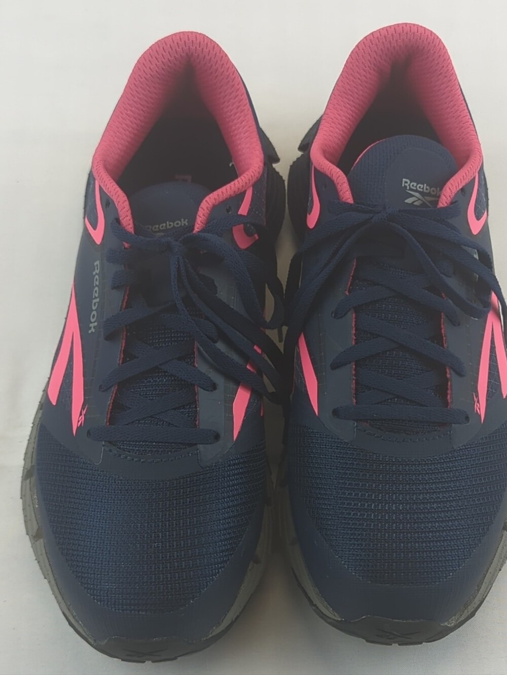 Reebok Women's Black and Pink 8.5 Shoes